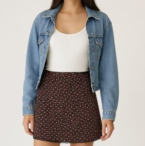 Brandy Melville Floral Mini Skirt black floral lace-trim mini skirt Size 0